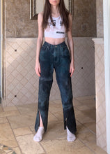 Load image into Gallery viewer, Wrap-Around Zipper Jeans